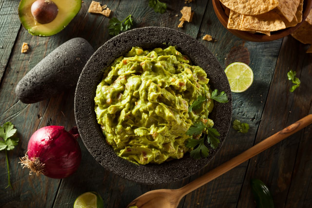 En la cultura Azteca, esta salsa tenía un significado erótico.