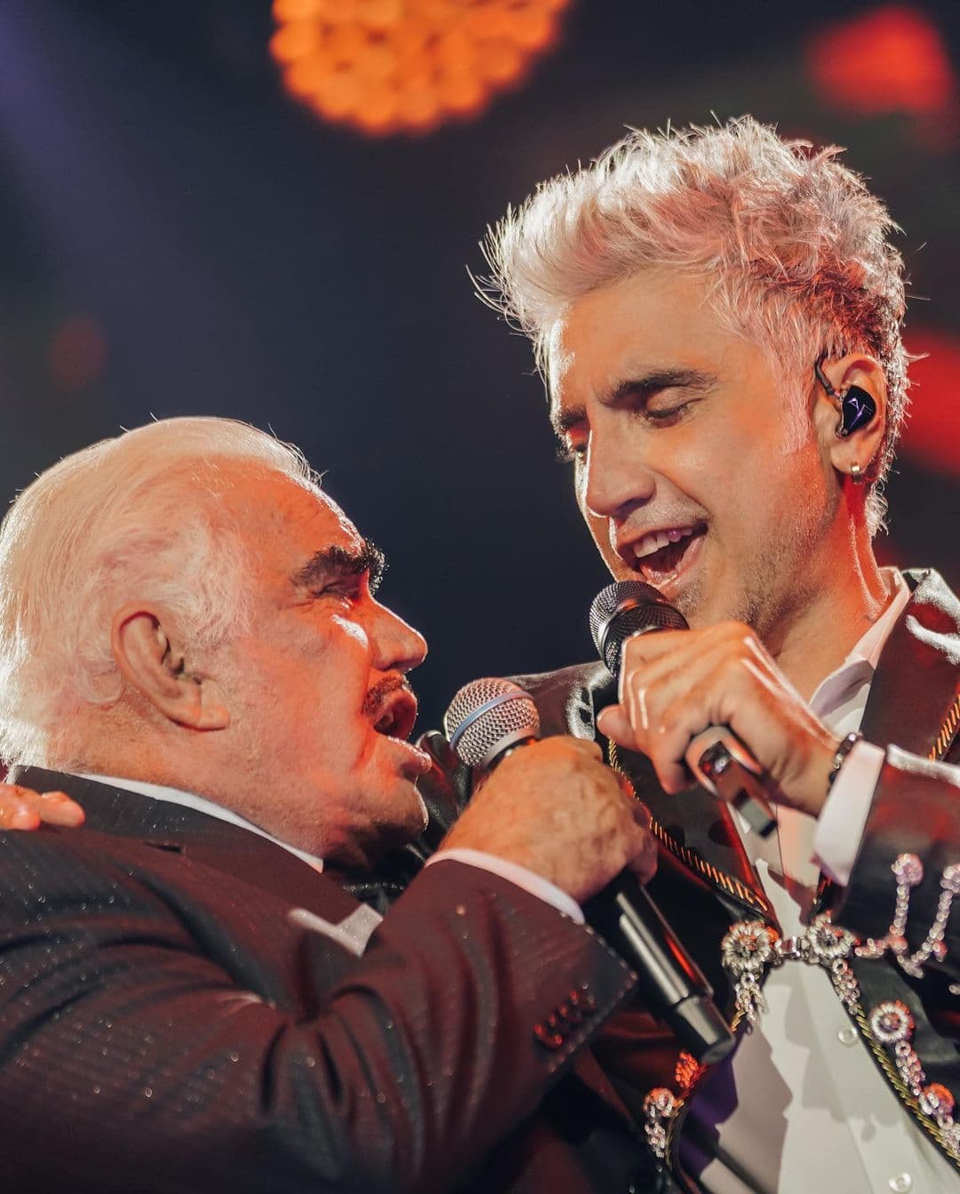 Alejandro Fernández se despide de su padre con emotivo mensaje: “Buen viaje, mi querido viejo”