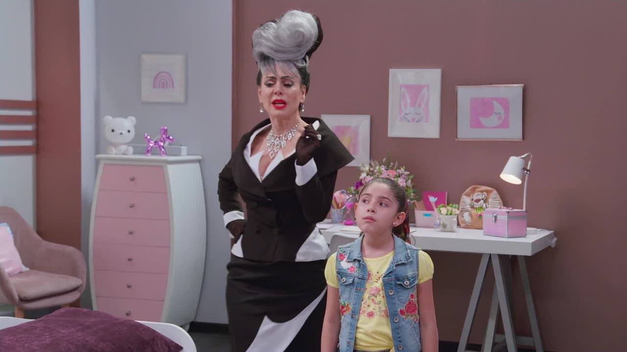 Maribel Guardia adopta a una niña en serie de Albertano: “Ya no la soporto”