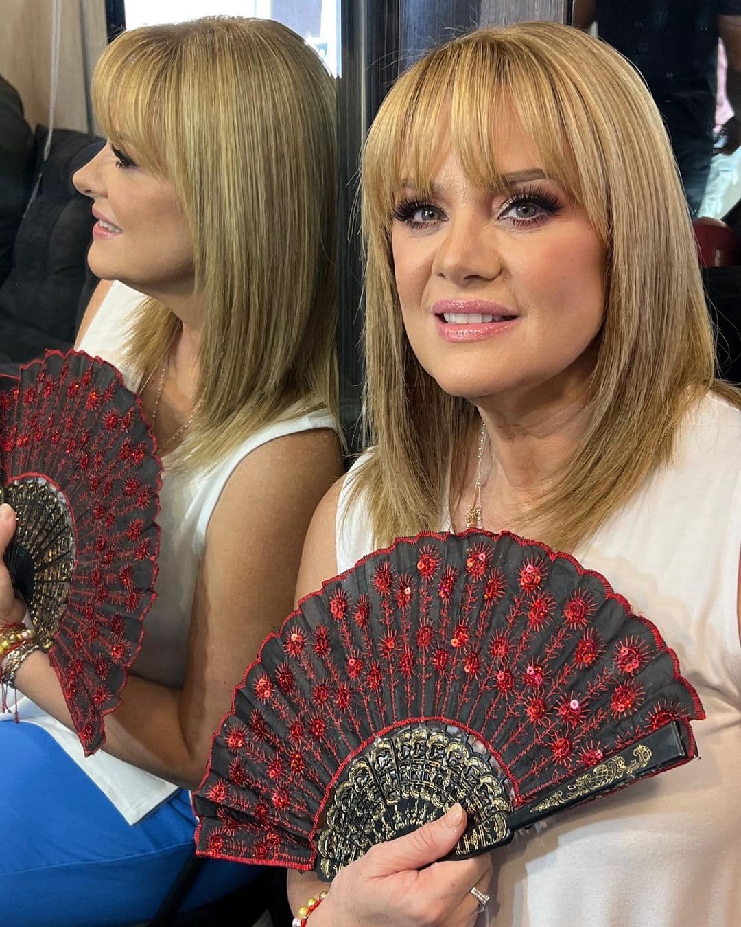 Erika Buenfil se renueva con cambio de look y luce hermosa melena