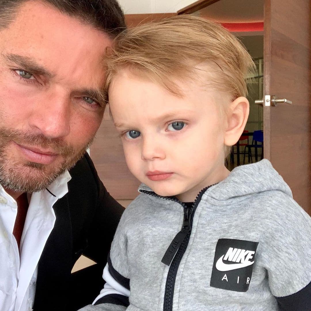 Haciendo caso omiso de estas palabras, el 27 de agosto de 2019, Julián Gil y Matías se reencontraron en un Centro de Convivencia de la Ciudad de México tras casi un año sin verse. Pero después de este encuentro y tras algunos señalamientos del equipo legal de la venezolana, quienes afirmaron que el actor había cometido faltas, éste aseguró a los medios que no volvería a hablar del tema.