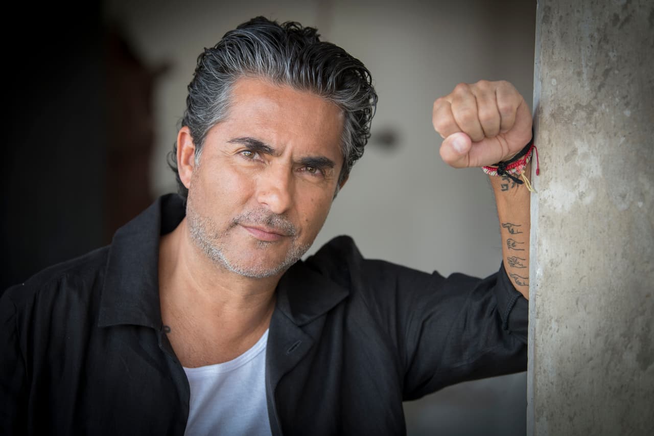 Raúl Araiza conmueve al decirle adiós a La Desalmada y famosos reaccionan a sus palabras