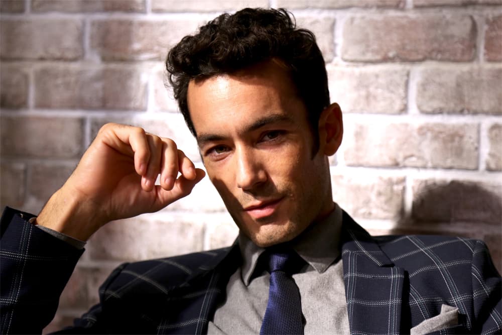 Tras participar en telenovelas como ‘El juego de la vida’, ‘Clase 406’, ‘Barrera de amor’, ‘Lola, érase una vez’ y ‘Terminales’, en 2010 Aarón Díaz protagonizó ‘Teresa’, uno de los melodramas más queridos y recordados de su carrera.