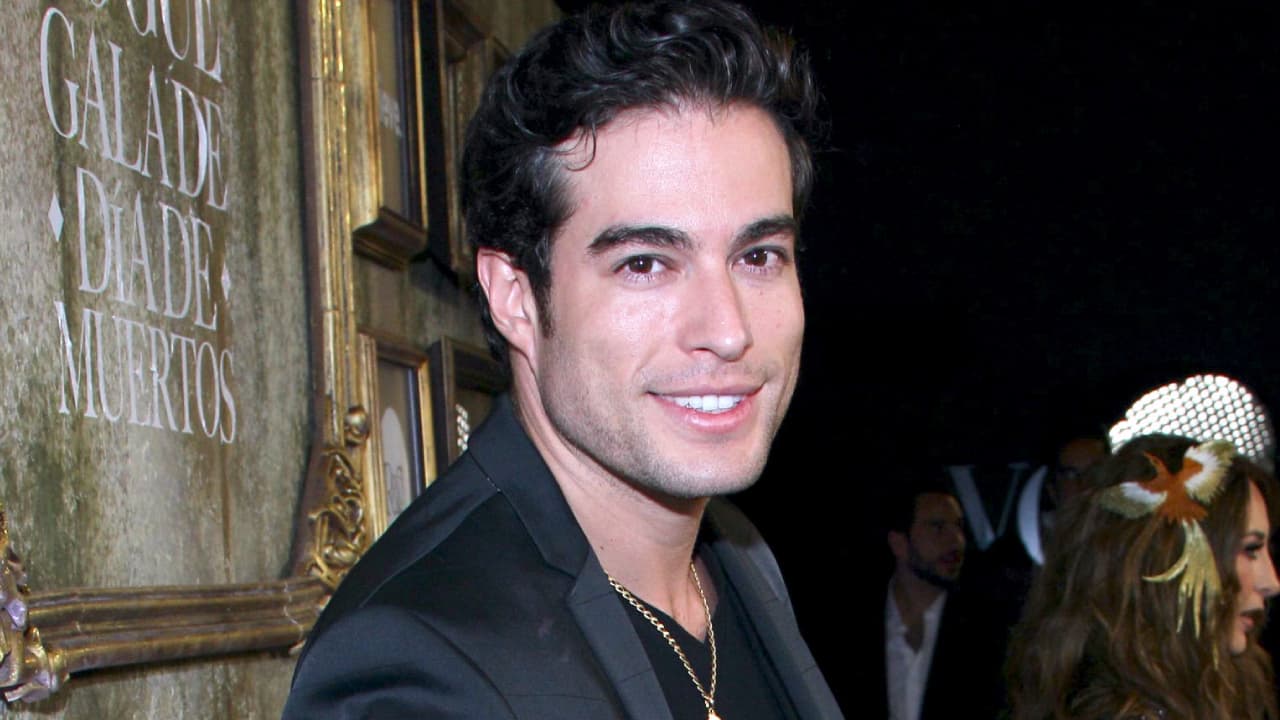 Danilo Carrera anuncia boda: publica fotos de la propuesta y del anillo de compromiso
