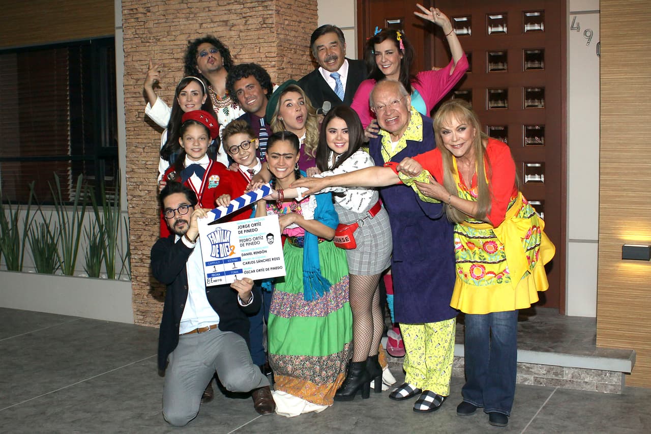 La noche del pasado domingo 4 de octubre, 'Una Familia de 10' sorprendió a millones de televidentes con un impresionante final de temporada, seguido por el gran inicio de la quinta entrega de este divertido programa.