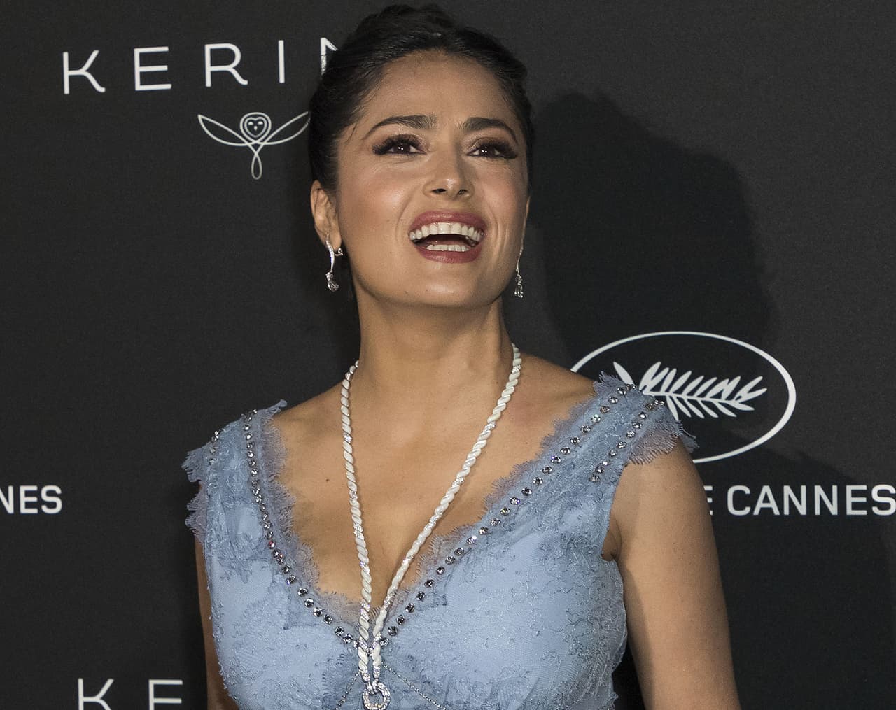¡Salma Hayek sorprende al volverse a casar!