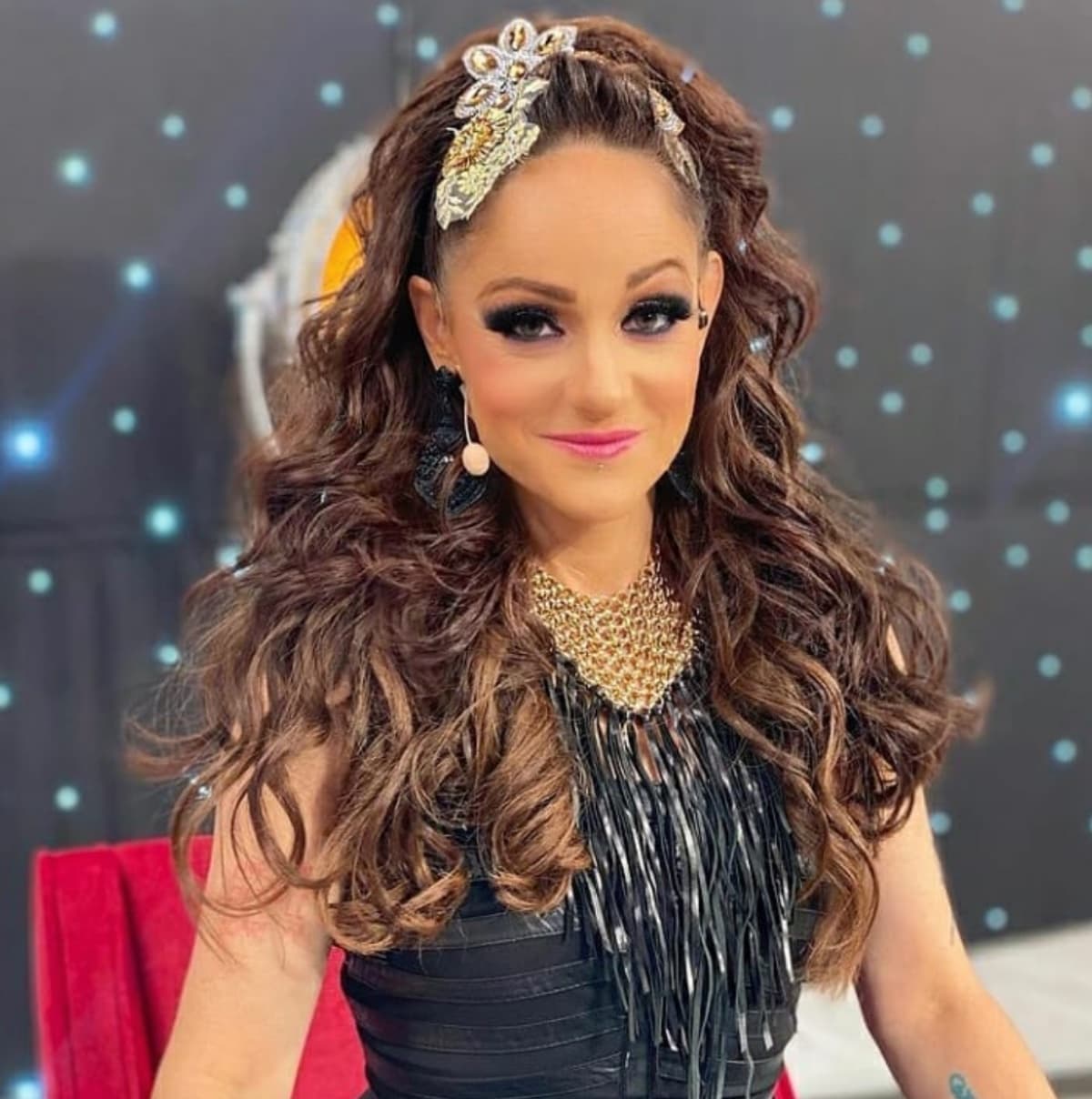Lola Cortés deja 'Las Estrellas bailan en Hoy' y ya tienen su reemplazo