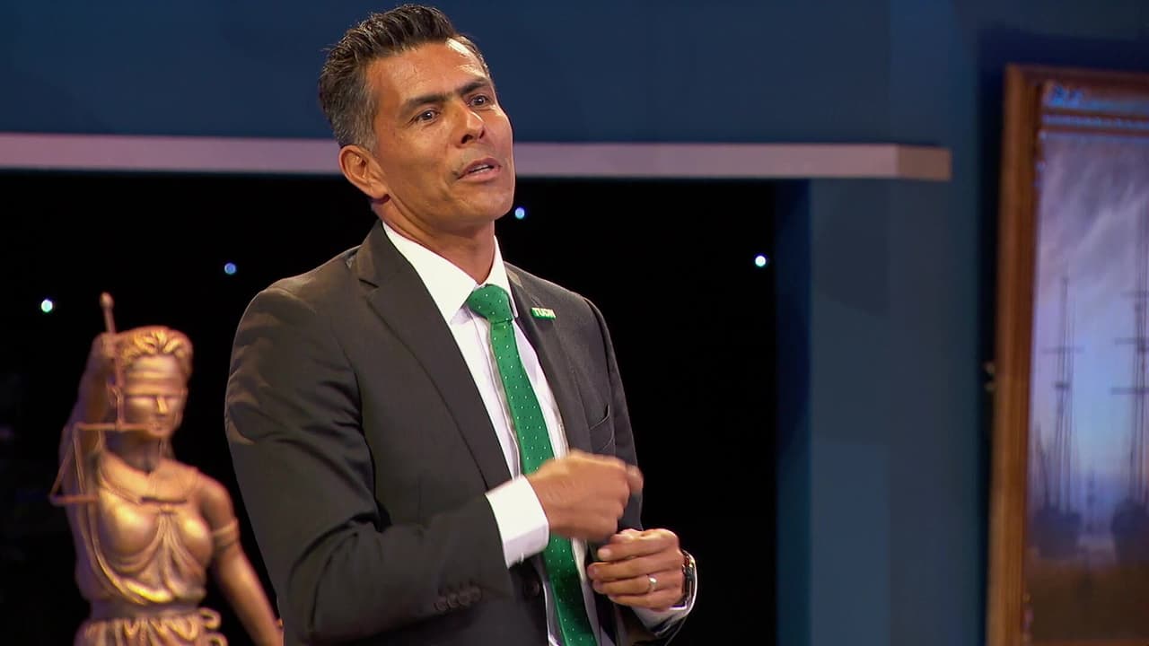 Exfutbolista asegura que Luis Miguel no le responde al Burro van Rankin