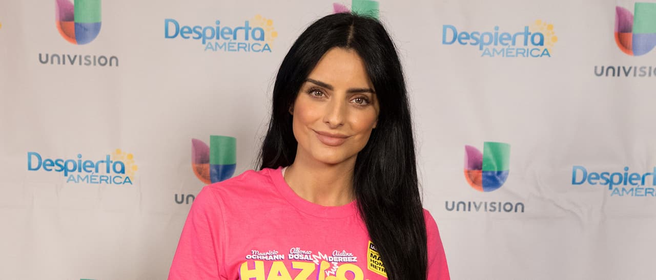 Aislinn Derbez luce abdomen plano tras el nacimiento de su hija