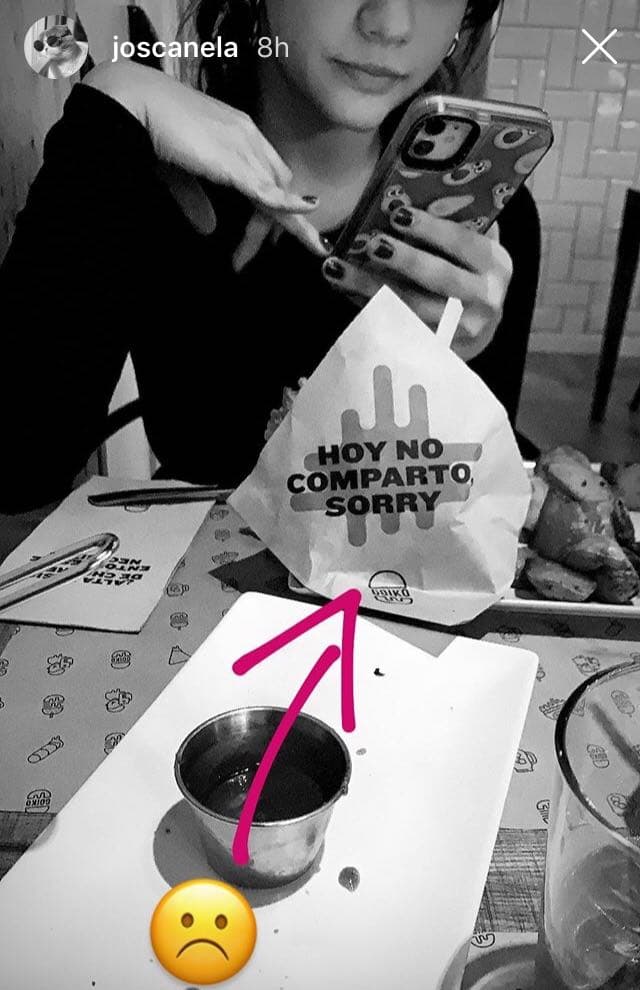 Ale Müller aún no ha confirmado ni negado su relación con el cantante.